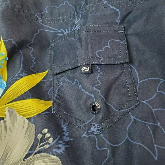 Rip Curl Boardwalk Men's Navy Blue Board Shorts w/Tropical Floral Design Size 33 - Picture 3 of 7